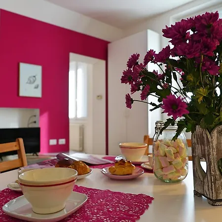 Charming Flat Centro Porta Romana Apartment Milan