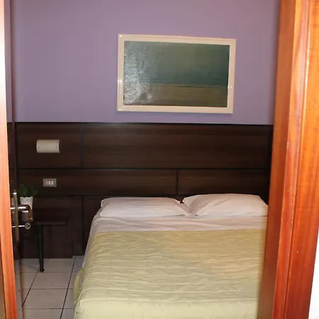 La Pace 2* Milano