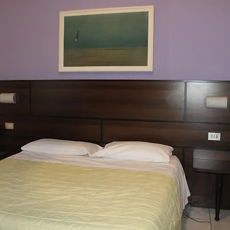 La Pace Hotel