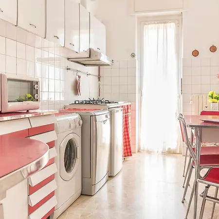 Alessia's Flat- Sondrio M3 Milano