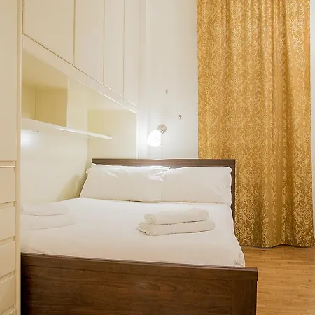 Easyhomes - San Babila Corridoni * Milan