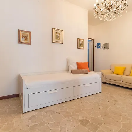 Alessia's Flat- Sondrio M3 Appartamento *