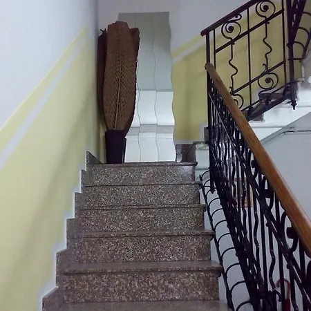 Tirreno * Milánó