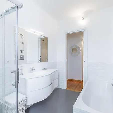 Apartment Paolo Sarpi *
