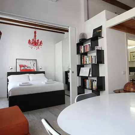 Italianway-canonica 34 Milan