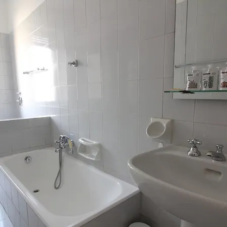 Daire Italianway Easy - Piacenza 9 *
