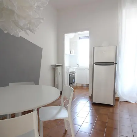 Italianway-piacenza Апартаменты