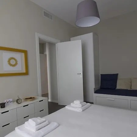 Italianway-magenta 32 Trilocale Apartment *