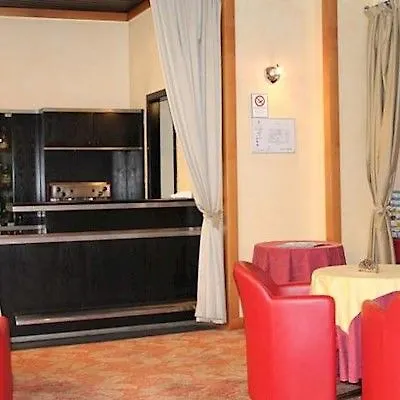 Mokinba Sant'ambroeus Hotel