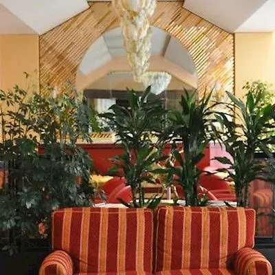 Hotel Lloyd 4*