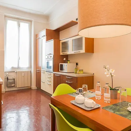 Hintown Canonica Apartment