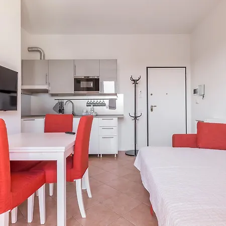 Alessia's Flat - Affori * ميلان