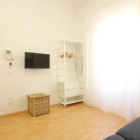 Apartment Italianway Corso San Gottardo 19 *