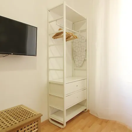 Apartment Italianway Corso San Gottardo 19 *