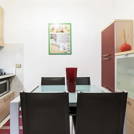 Apartment Station *