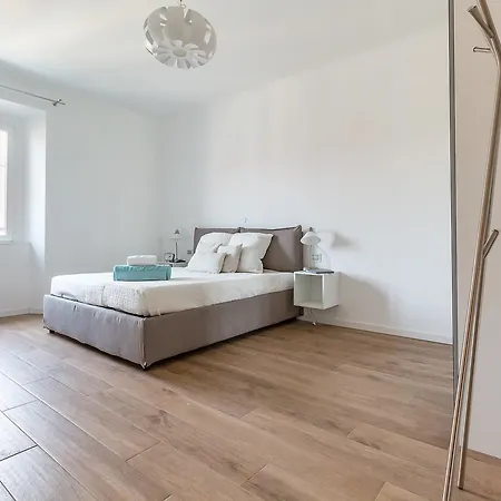 Alessia's Flat - Sarpi 3 *