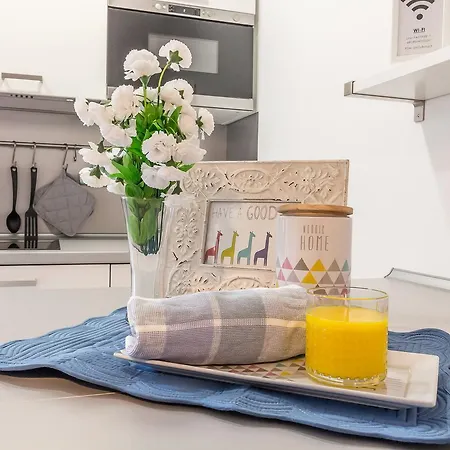 Alessia's Flat - Sarpi 3 * Milan