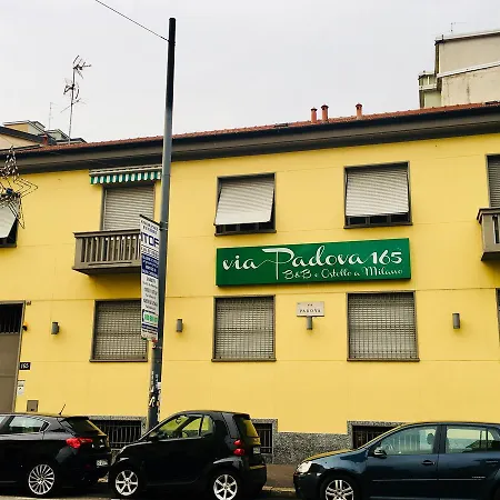 Via Padova 165 3* Milão