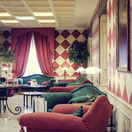 Ξενοδοχείο Regency 4*