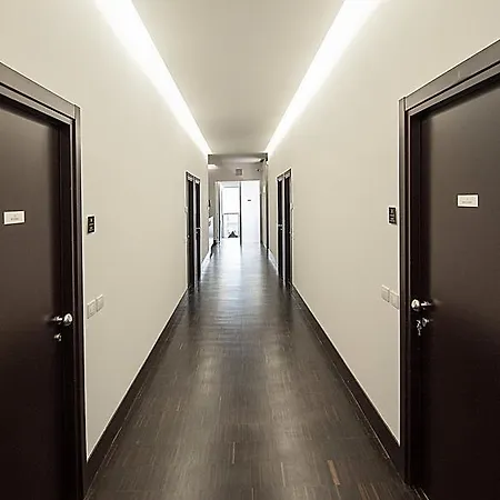 Apartman Bb Desuite Milánó