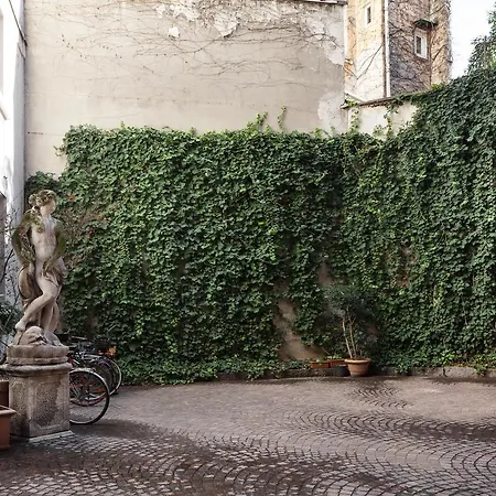 Appartement Volta Milaan