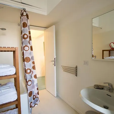 Apartment Amicis 80 Style Studio - Maison Mailand
