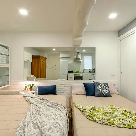 Daire Brand New! Luxurious In Heart Of Milano