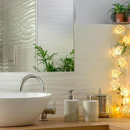Brand New! Luxurious In Heart Of Daire Milano
