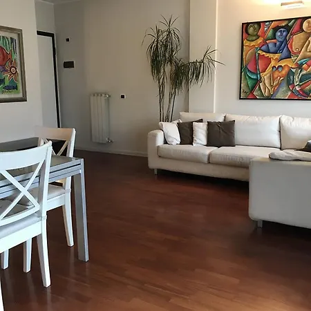 La Casa Sul Naviglio Apartment *