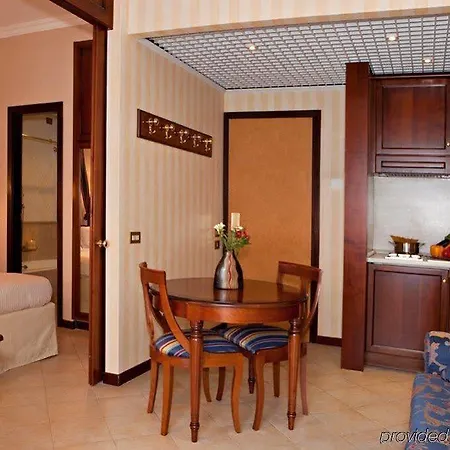 Atahotel De Angeli מלון