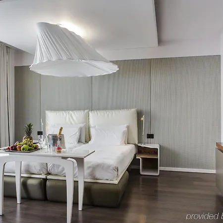 Palazzo Matteotti, The Dedica Anthology, Autograph Collection 5*