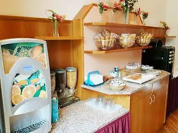 إدين فندق ميلان