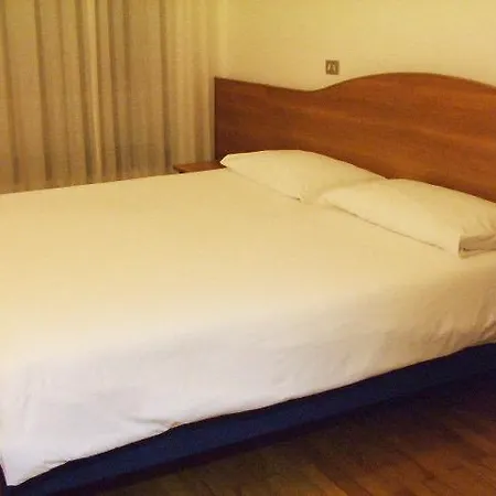 Hotel Monopole Mailand