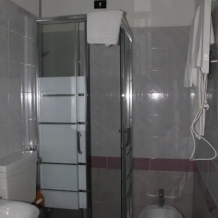 Hotel Luisa 2*