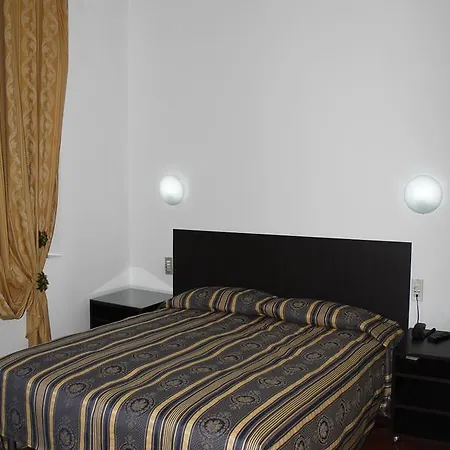 Luisa Hotel 2*