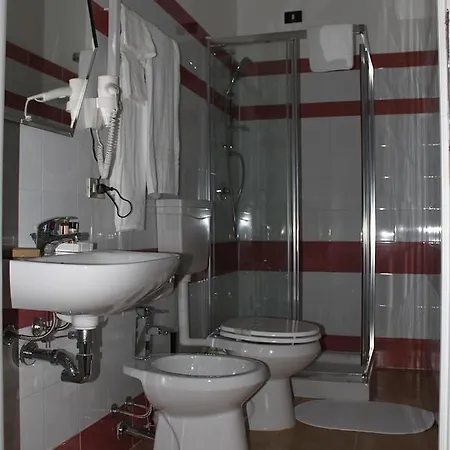 Hotel Luisa 2* Milan