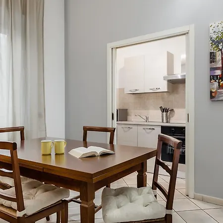 Apartment Italianway Coluccio Salutati