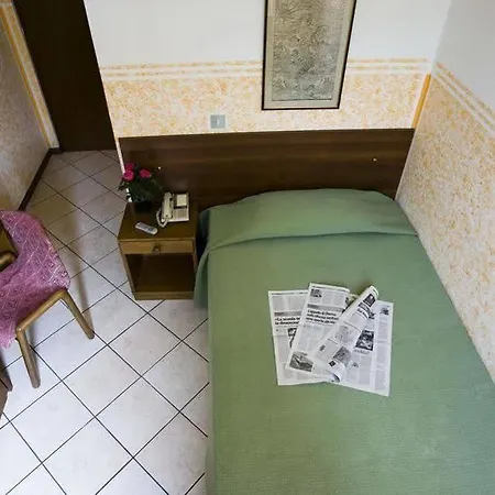 Szálloda La Pace Milánó