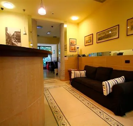 Hotel The 2*