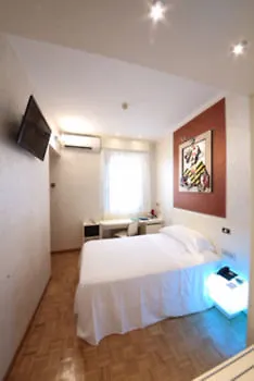 Star Hotel