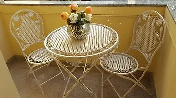Hotel Bnbutler - Broletto