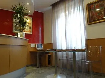Отель Parma 2*