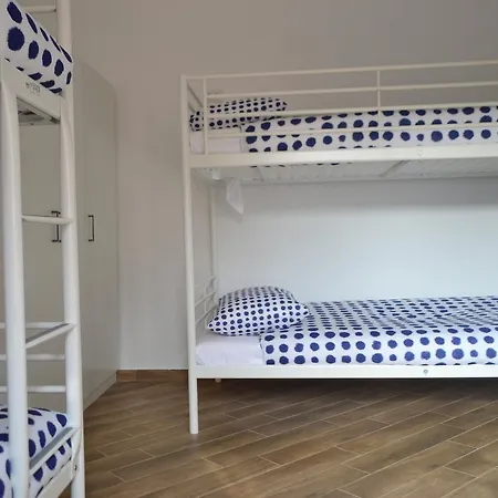 Gloria * Μιλάνο