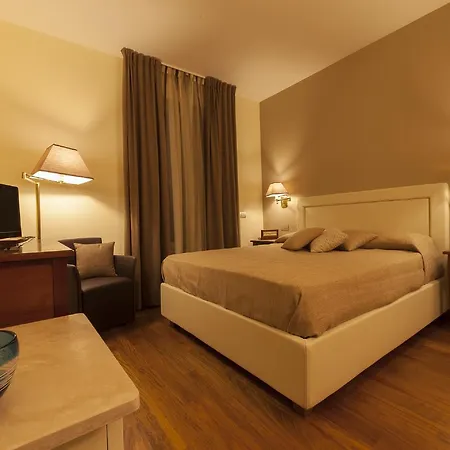 Bronzino House 2* Milan