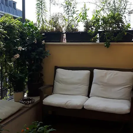 布罗尼佐之家旅馆 4* 米兰