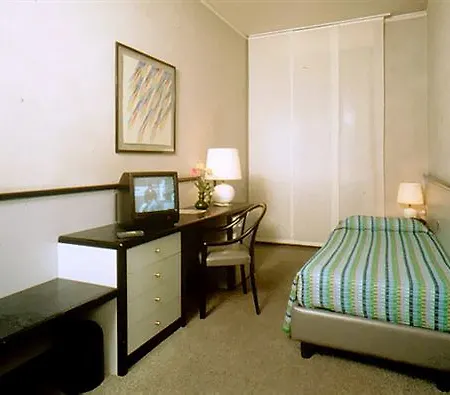 Hotel Iq 4*