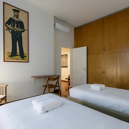 Monte Napoleone Apartment Milan