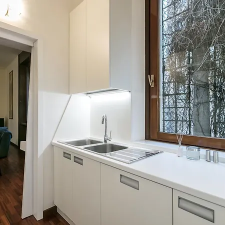 Monte Napoleone Apartment Milan
