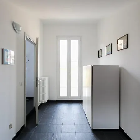 Amedei Int. 11