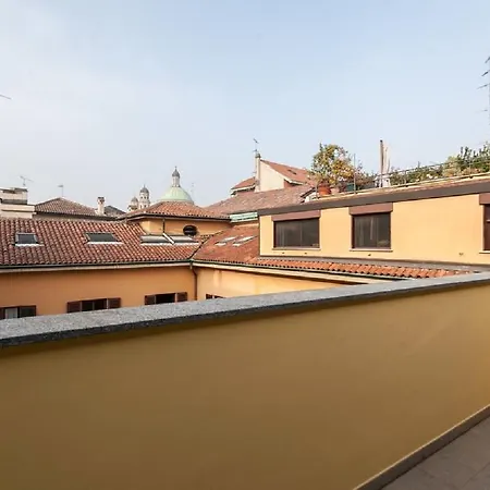 Amedei Int. 11 Milan